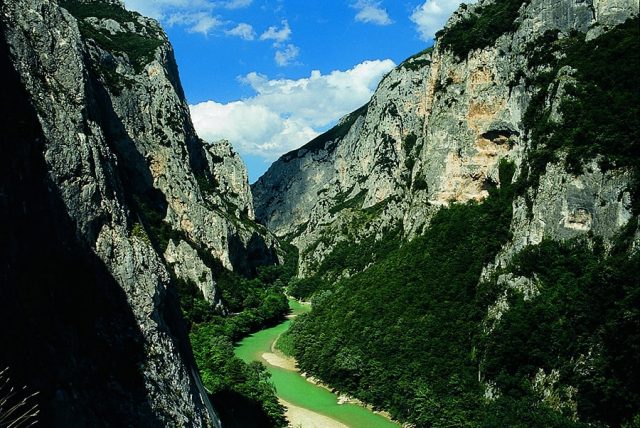 Gola del Furlo - monte Catria