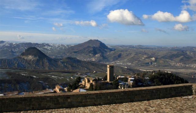 veduta della Valmarecchia da San Leo